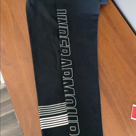 Under Armour Leggings - Picture 2 of 3